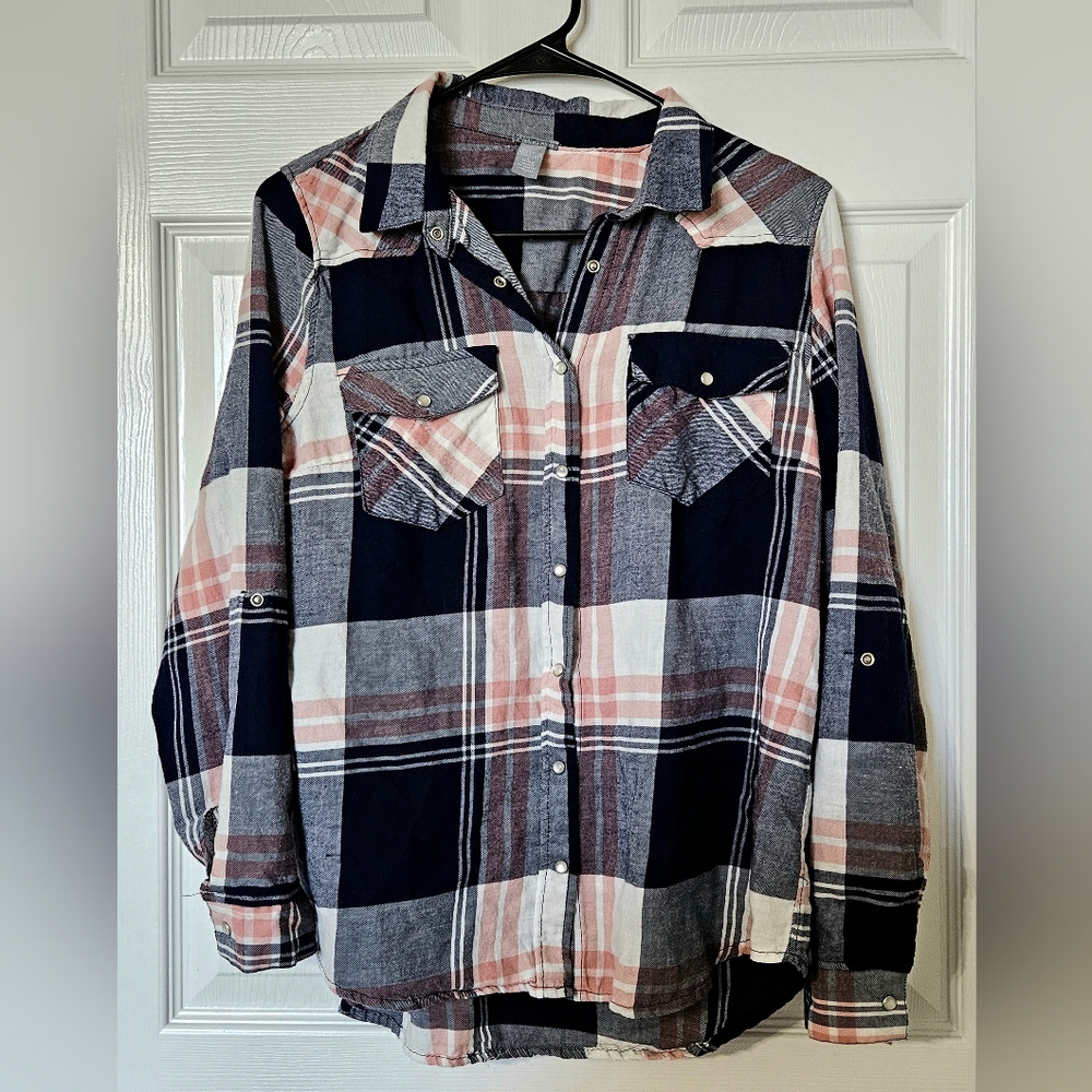 Charlotte Russe Navy Blue & Peach Flannel, Sz L
